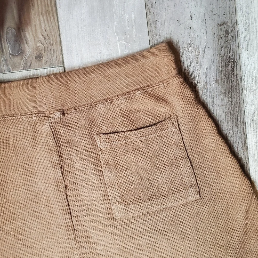 Brandy Melville 100% Cotton Brown Waffle Knit Women's Skirt Size Medium EUC